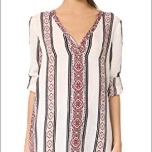 Cupcakes and Cashmere LaBelle Printed Hi-Low Tunic